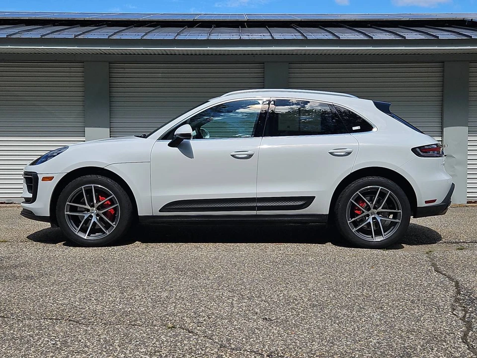 2023 Porsche Macan S - Image 2 of 5
