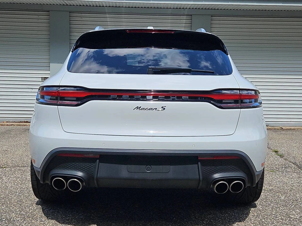 2023 Porsche Macan S - Image 4 of 5