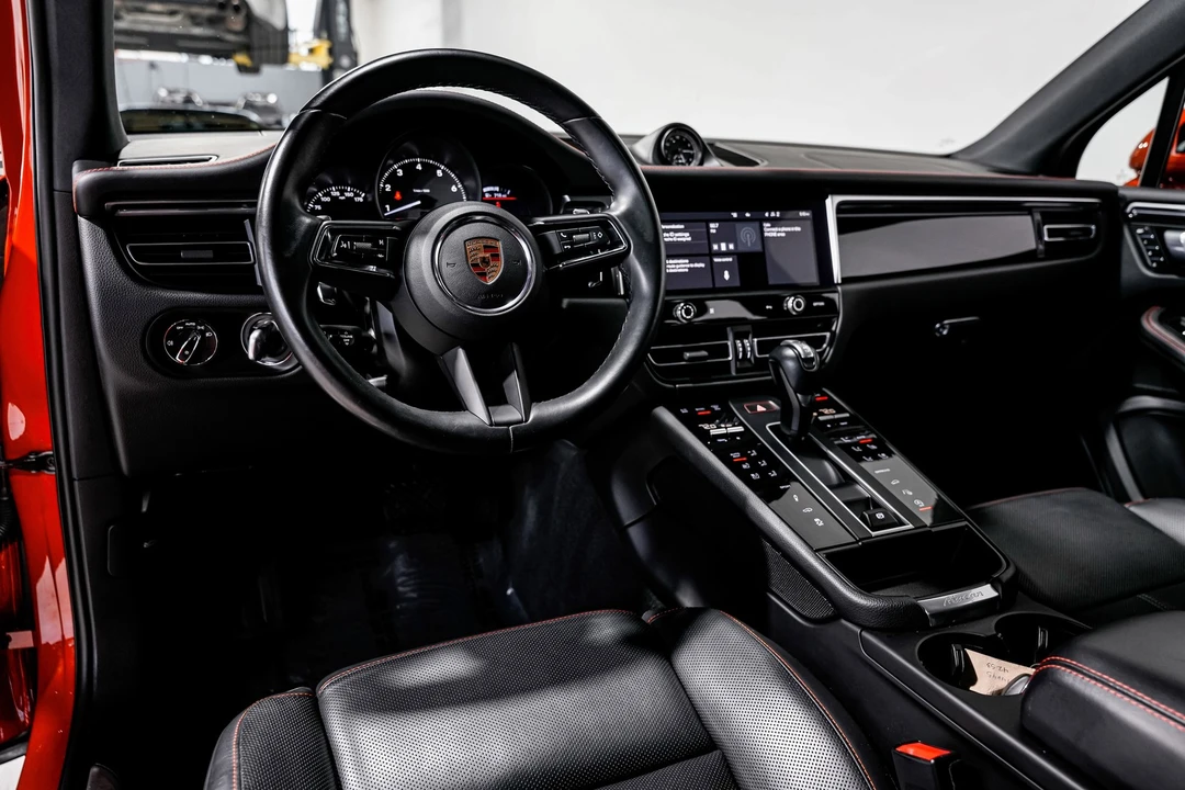 2023 Porsche Macan S - Image 9 of 12
