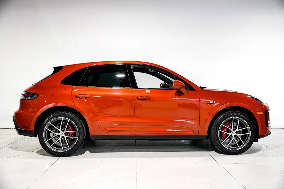 2023 Porsche Macan S - Image 2 of 12