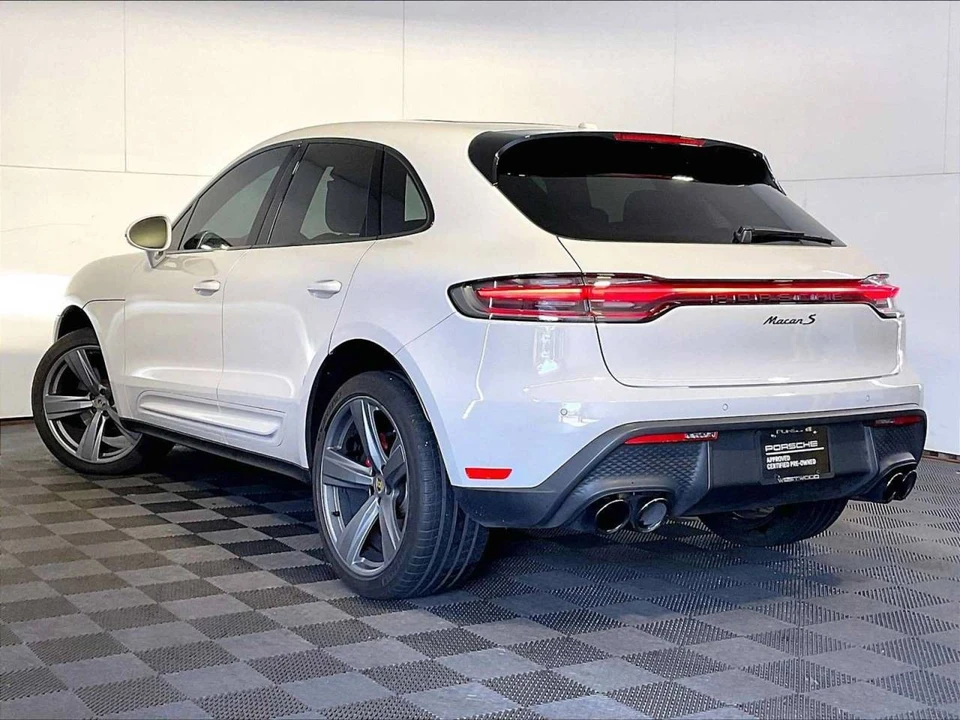 2023 Porsche Macan S - Image 3 of 5