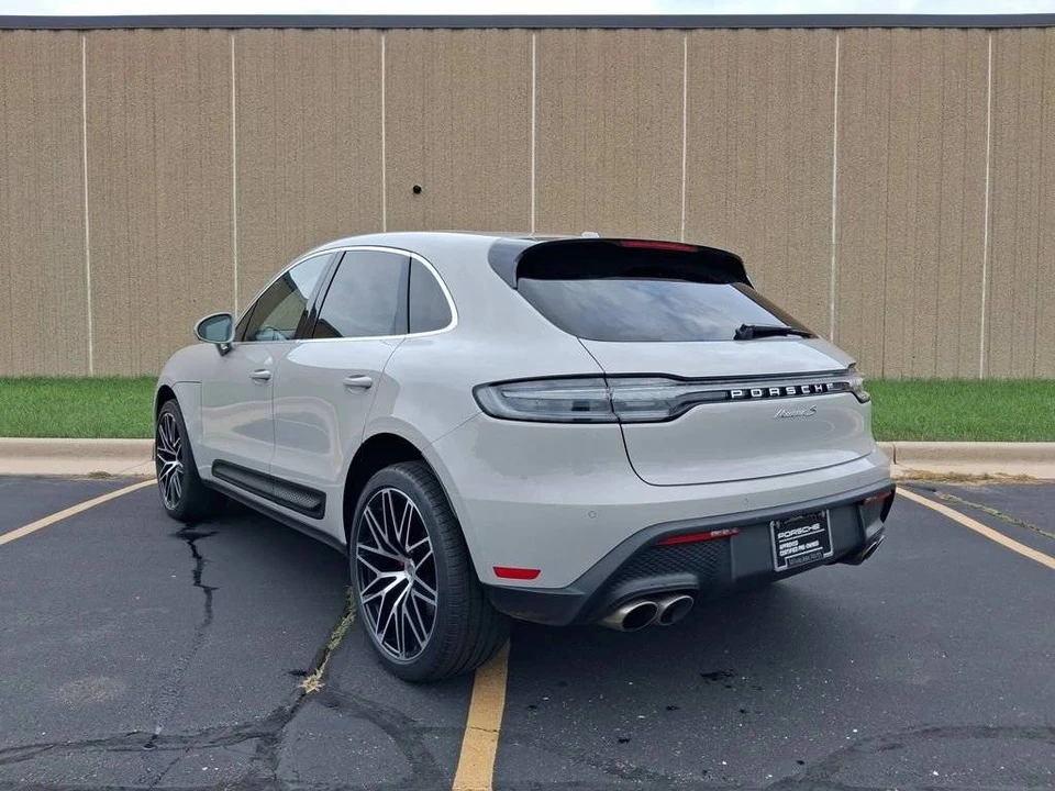 2023 Porsche Macan S - Image 3 of 5