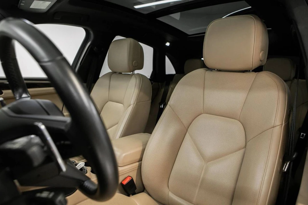 2023 Porsche Macan S - Image 5 of 5