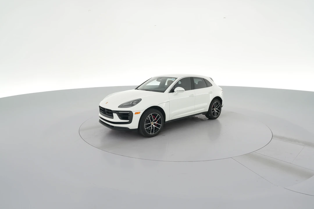 2023 Porsche Macan S - Image 27 of 31