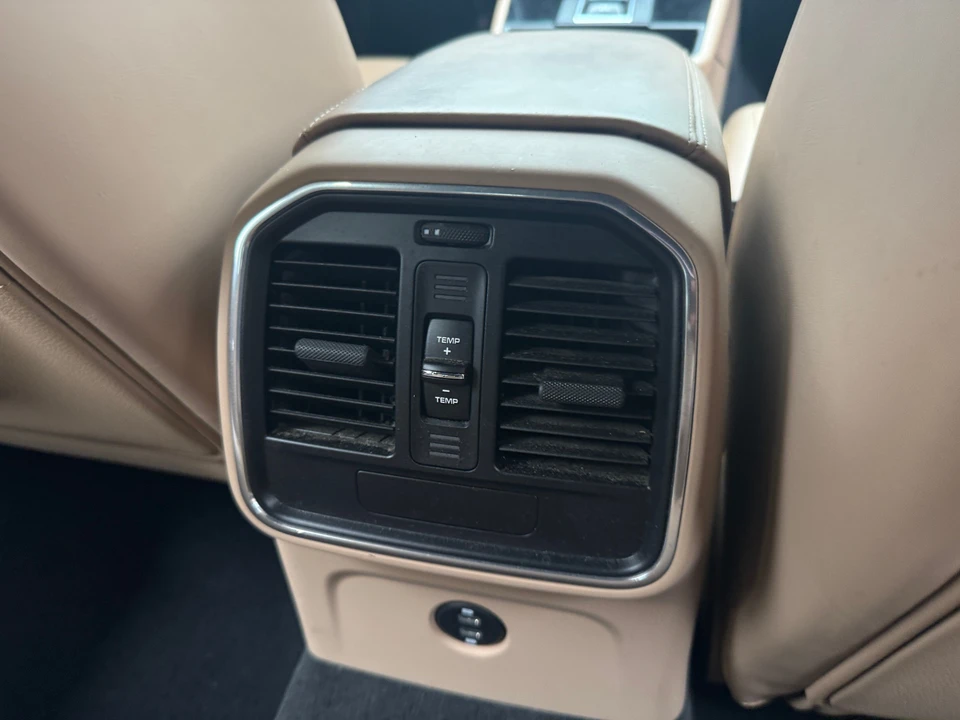 2023 Porsche Macan S - Image 5 of 31