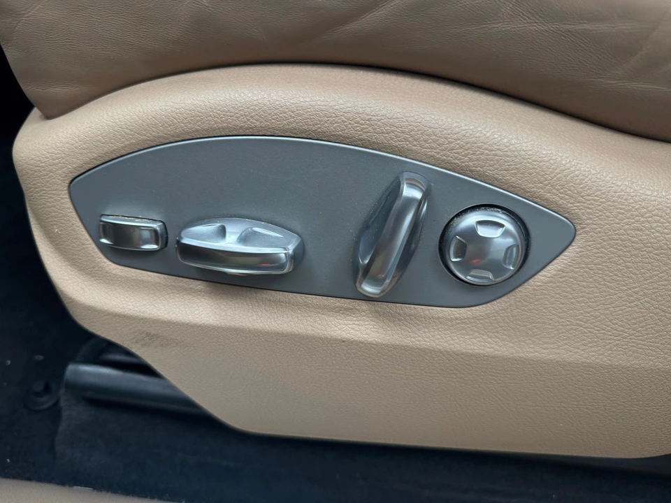2023 Porsche Macan S - Image 16 of 31
