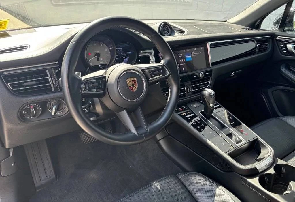 2023 Porsche Macan S - Image 4 of 4