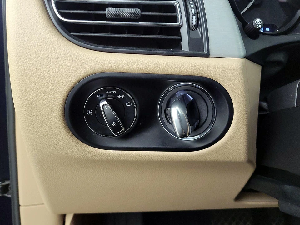 2023 Porsche Macan S - Image 12 of 21