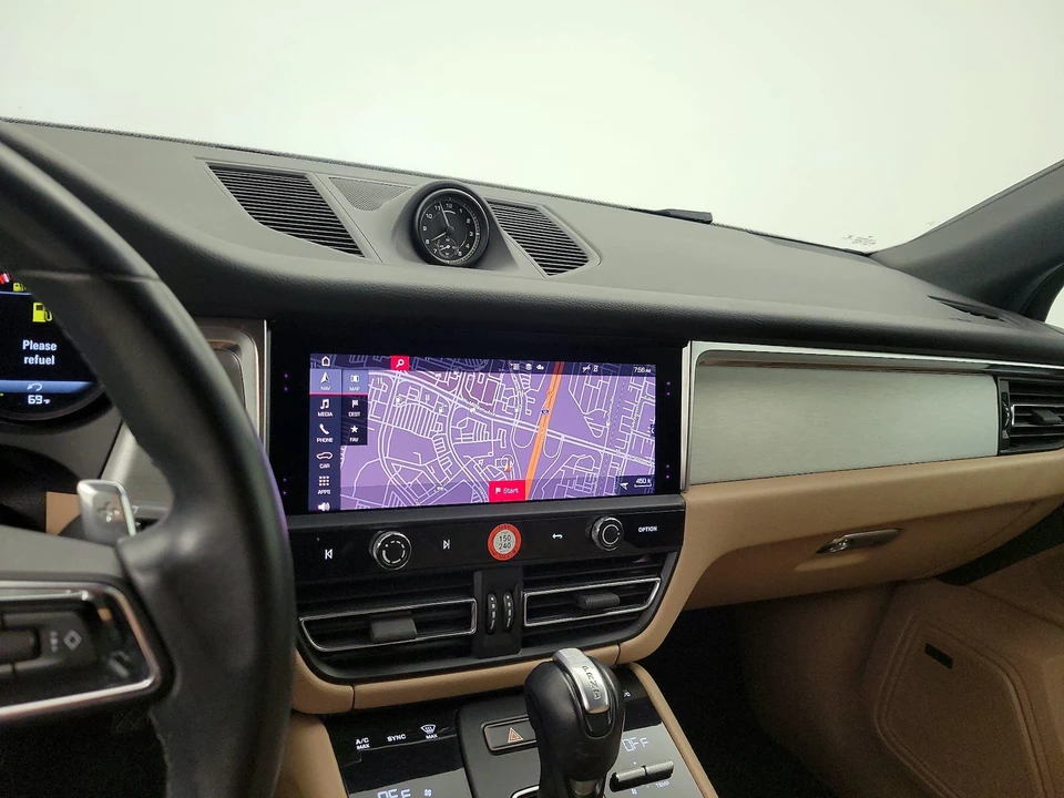 2023 Porsche Macan S - Image 13 of 21