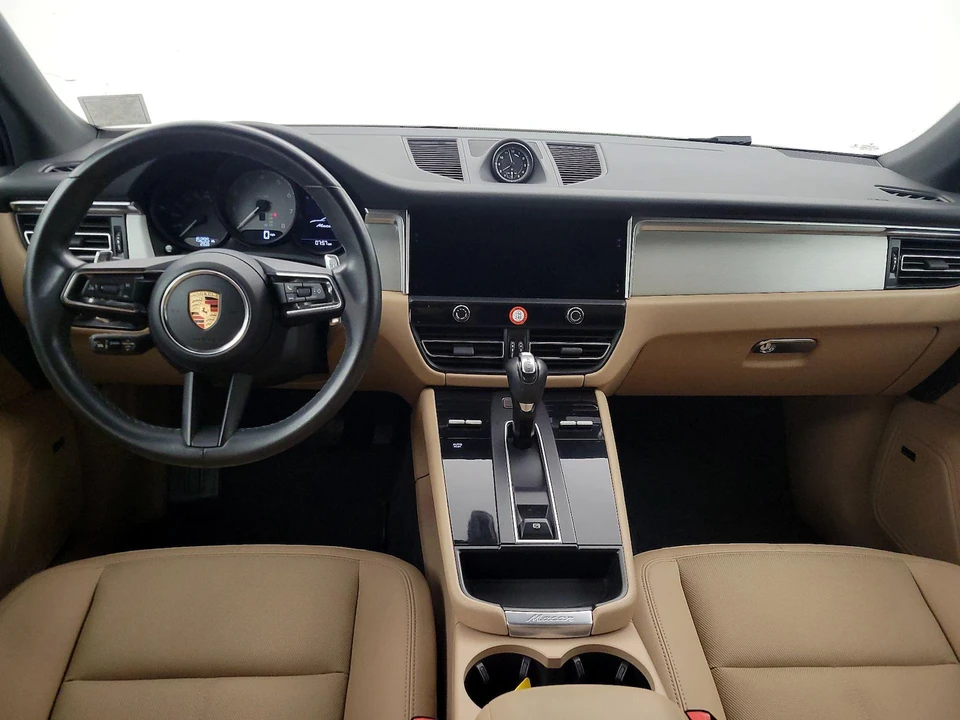 2023 Porsche Macan S - Image 8 of 21