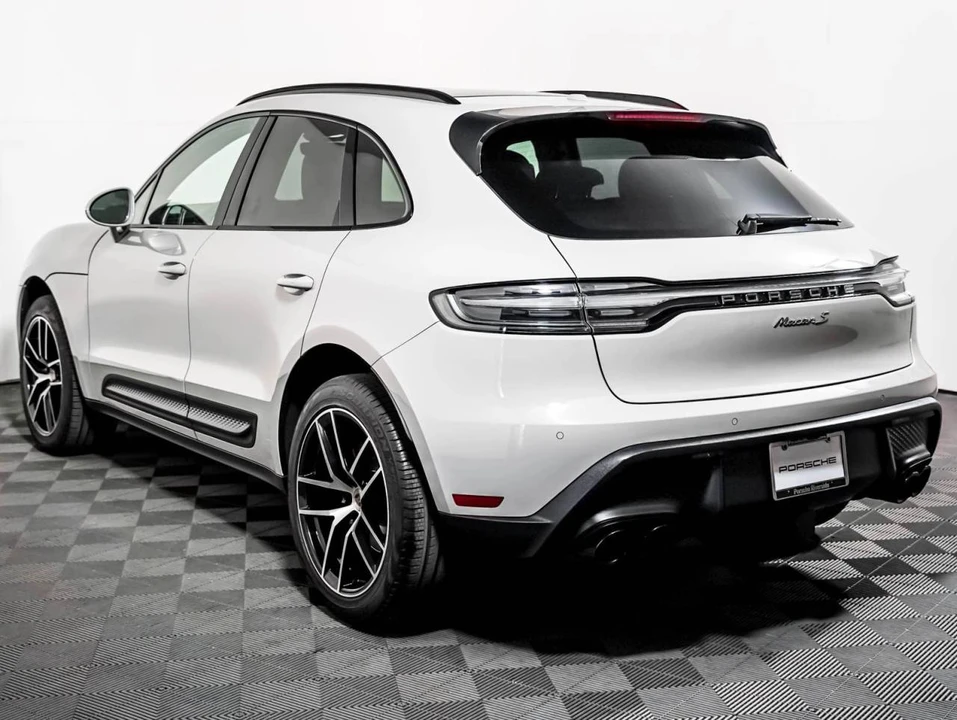 2023 Porsche Macan S - Image 3 of 5