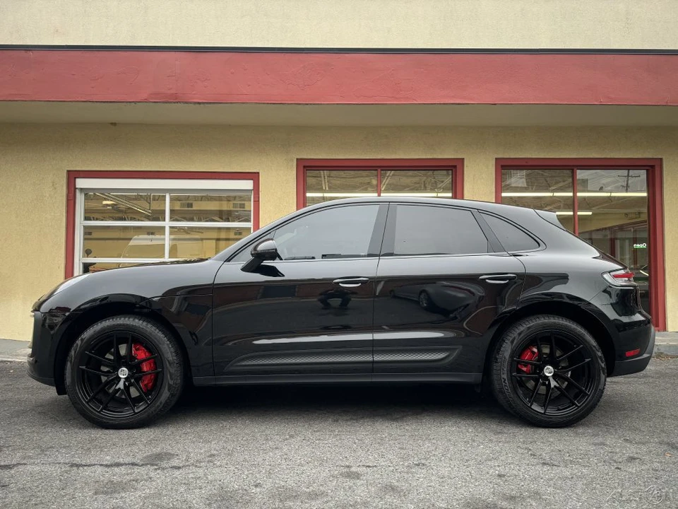 2023 Porsche Macan S - Image 12 of 21
