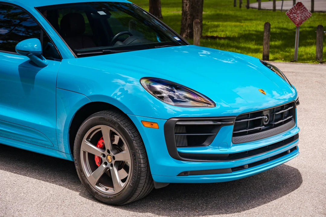 2023 Porsche Macan S - Image 13 of 31