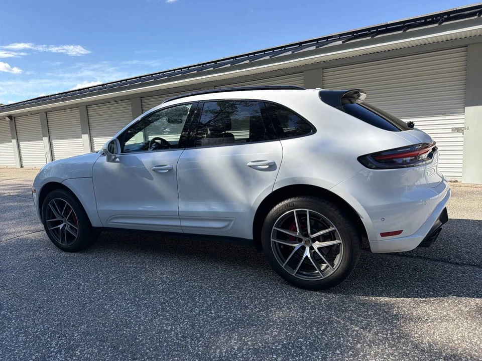 2023 Porsche Macan S - Image 3 of 5