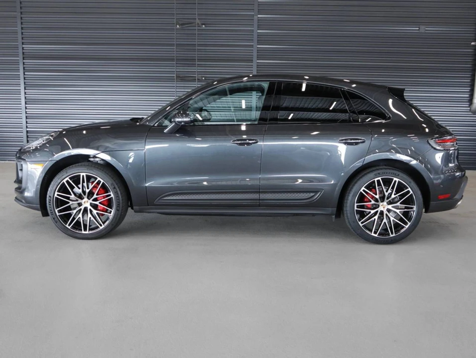 2023 Porsche Macan S - Image 2 of 5