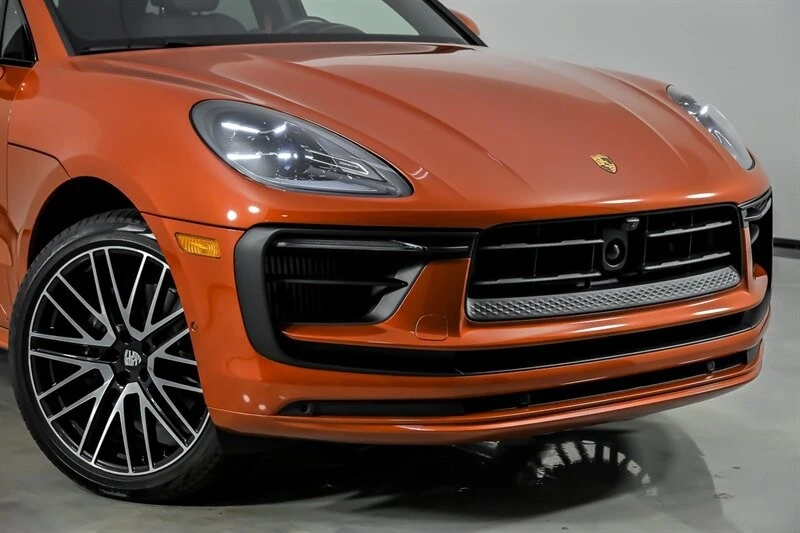 2023 Porsche Macan S - Image 3 of 31