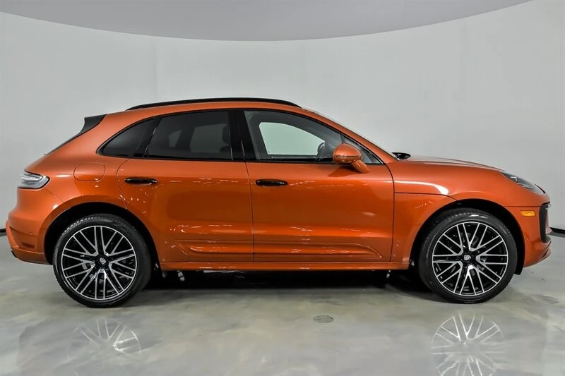 2023 Porsche Macan S - Image 10 of 31