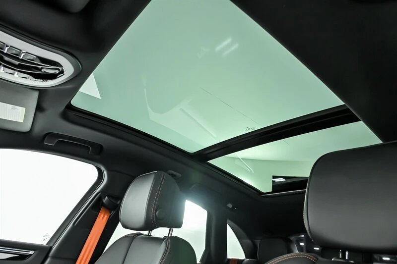 2023 Porsche Macan S - Image 30 of 31