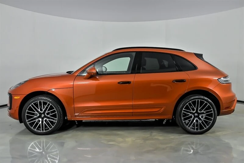 2023 Porsche Macan S - Image 6 of 31