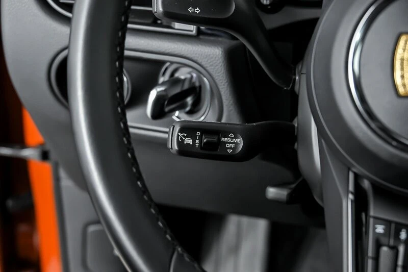 2023 Porsche Macan S - Image 18 of 31