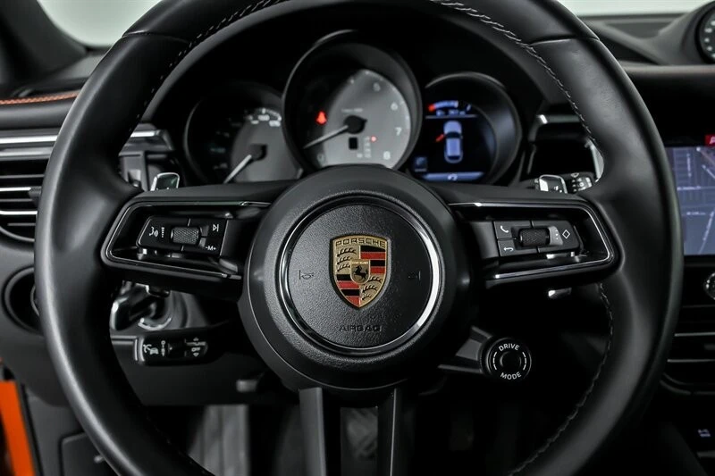 2023 Porsche Macan S - Image 16 of 31