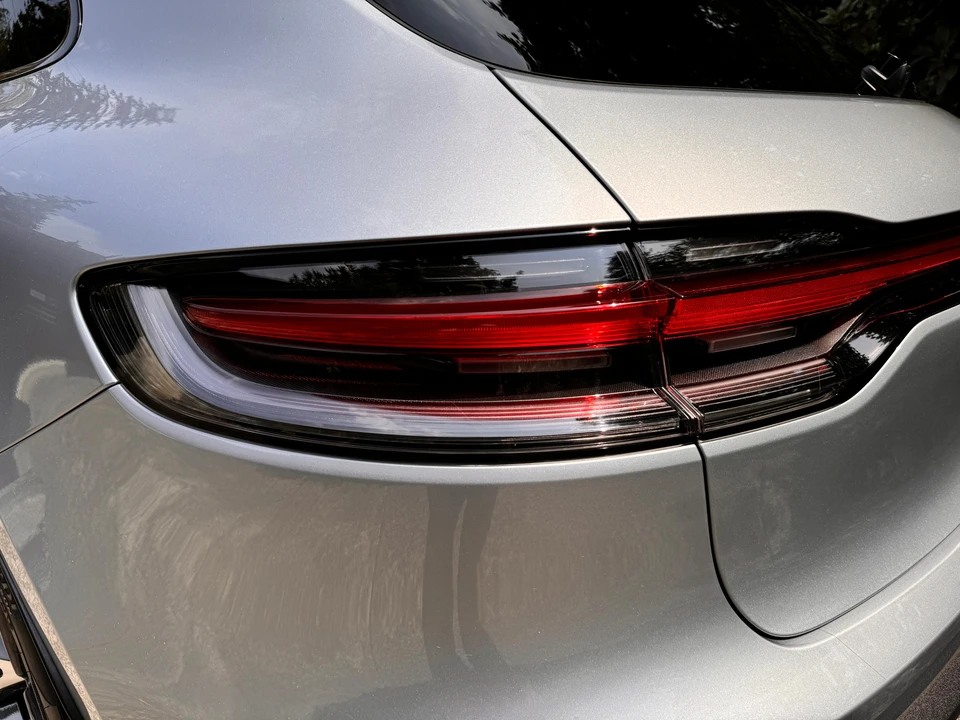 2023 Porsche Macan S - Image 14 of 31