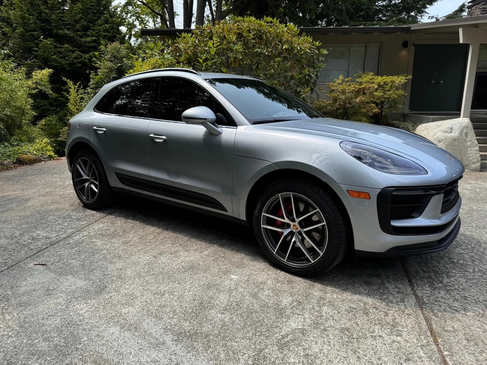 2023 Porsche Macan S - Image 9 of 31