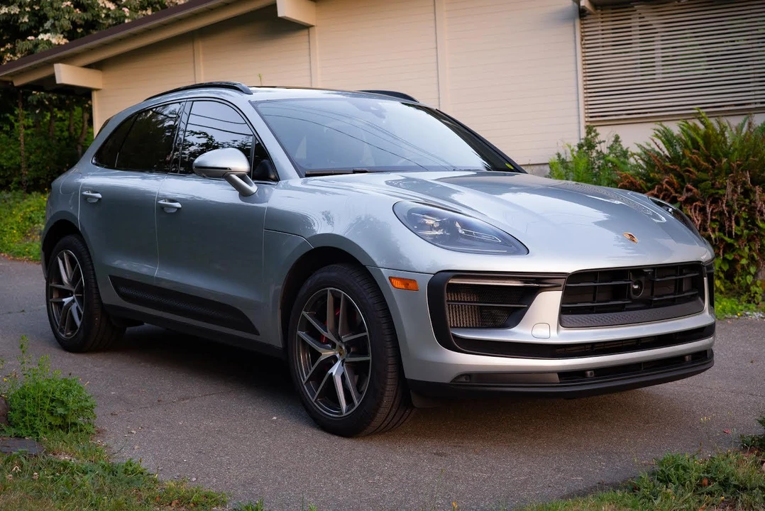 2023 Porsche Macan S - Image 10 of 31