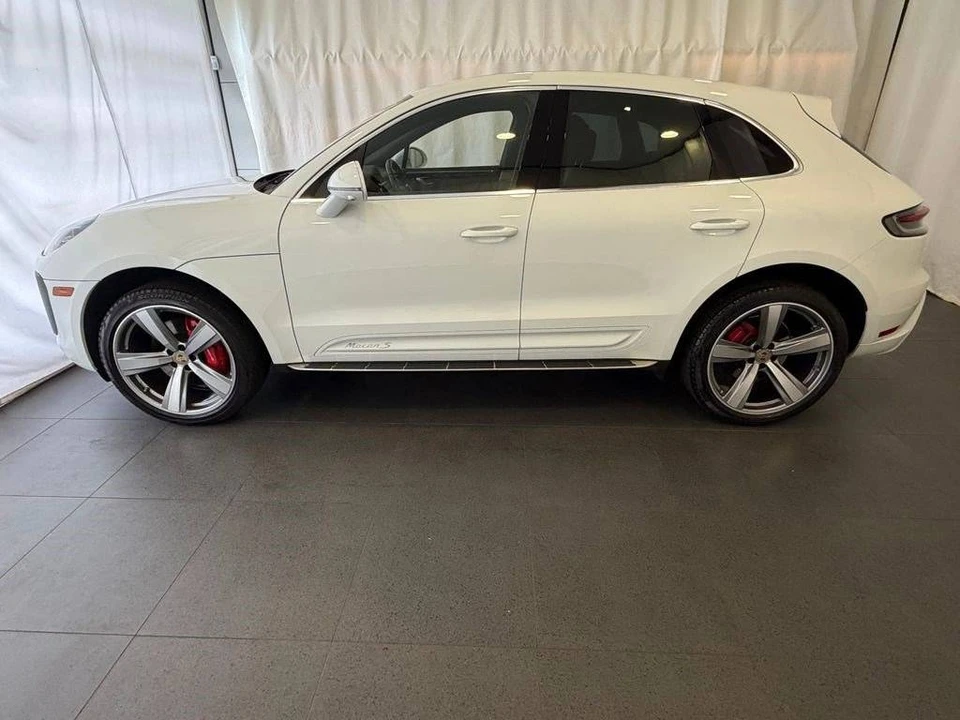 2023 Porsche Macan S - Image 2 of 5