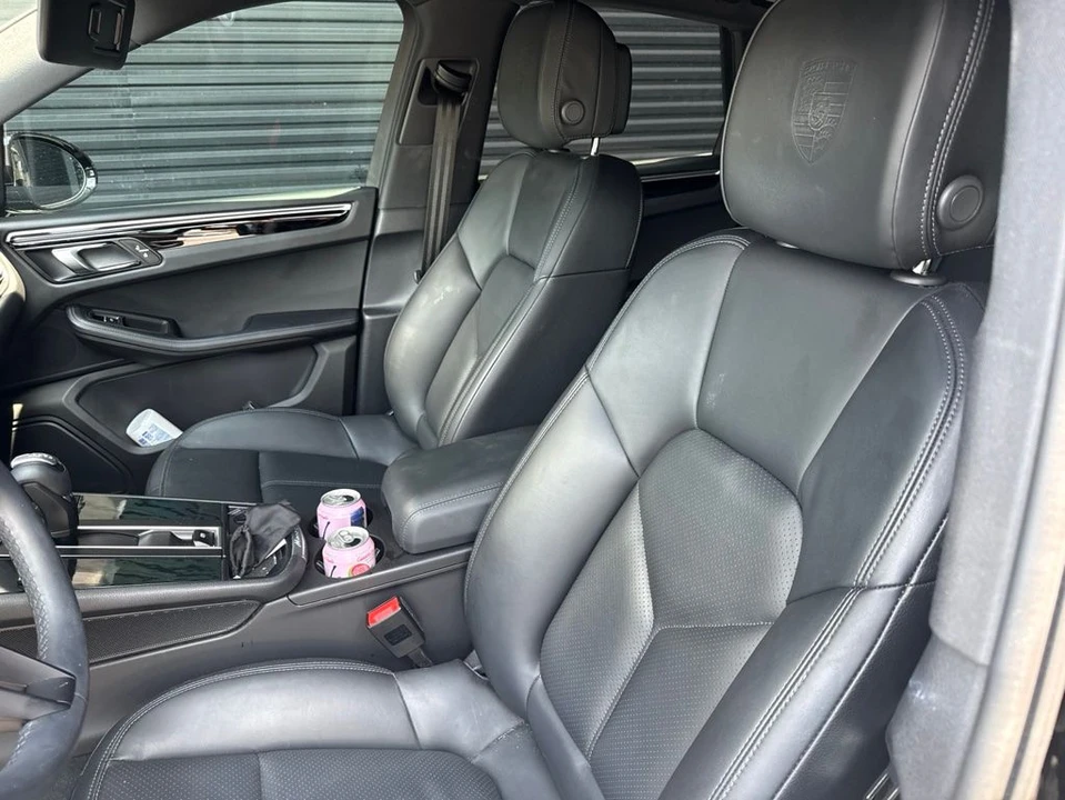 2023 Porsche Macan - Image 16 of 16
