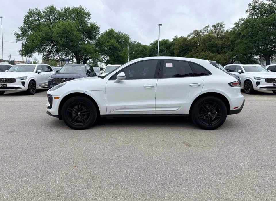 2023 Porsche Macan T - Image 2 of 7