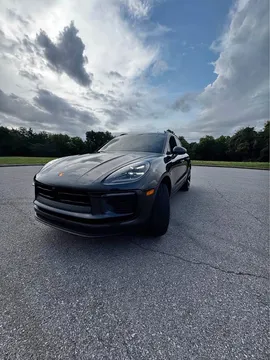 2023 Porsche Macan Sport Utility 4D