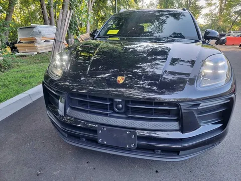 2023 Porsche Macan Sport Utility 4D