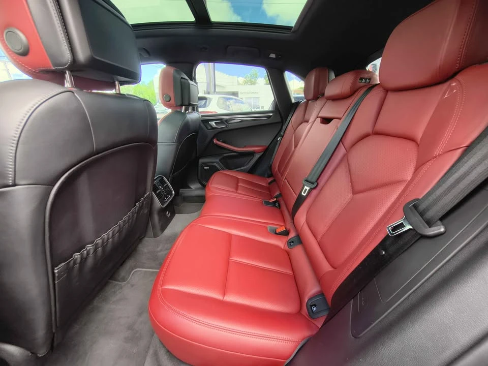 2023 Porsche Macan - Image 4 of 9