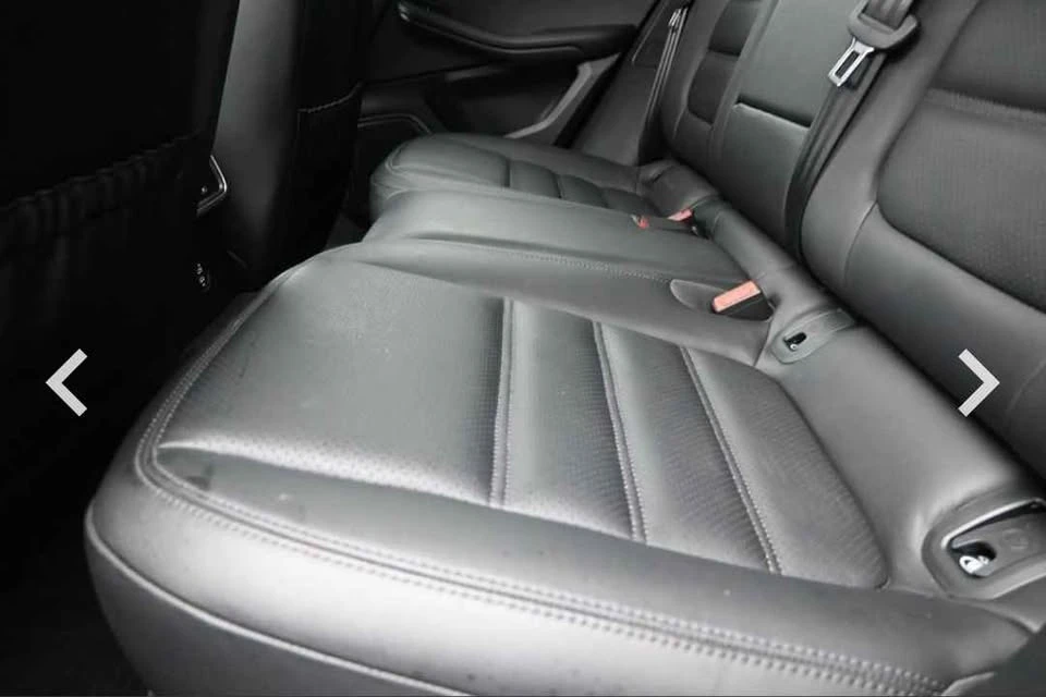 2023 Porsche Macan T - Image 7 of 8