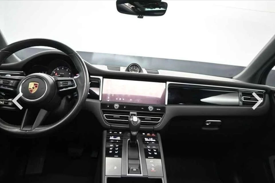 2023 Porsche Macan T - Image 8 of 8