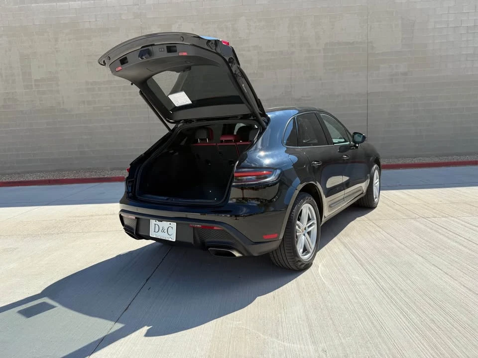 2023 Porsche Macan T - Image 8 of 14