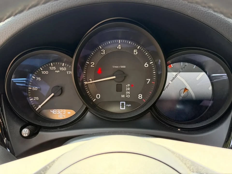 2023 Porsche Macan T - Image 7 of 19