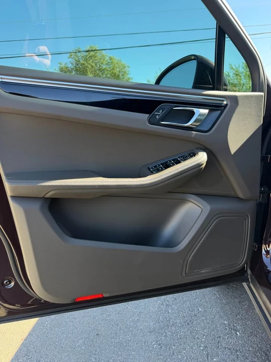 2023 Porsche Macan T - Image 13 of 16