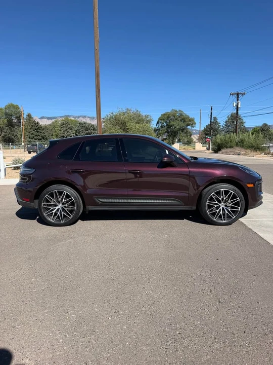 2023 Porsche Macan T - Image 8 of 16