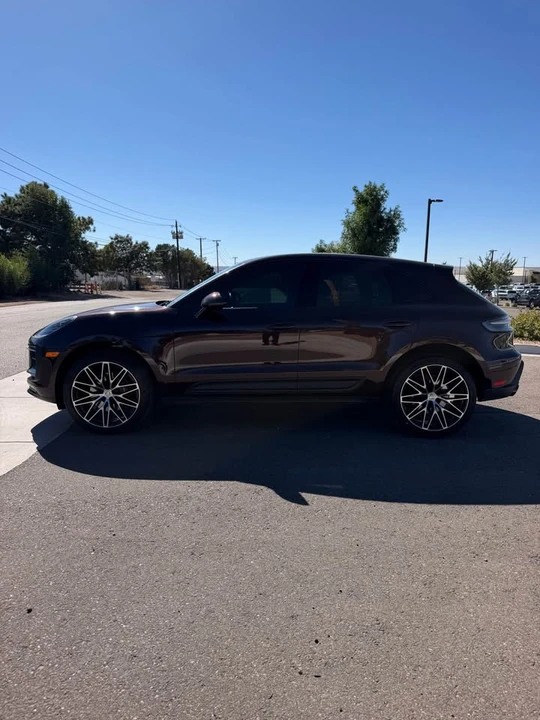 2023 Porsche Macan T - Image 4 of 16