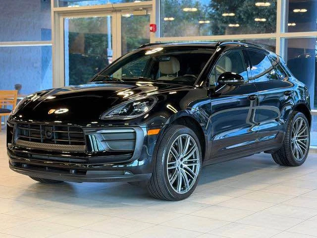 2023 Porsche Macan - Image 3 of 20