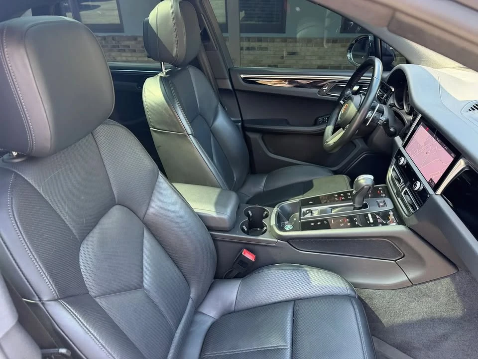 2023 Porsche Macan T - Image 16 of 19