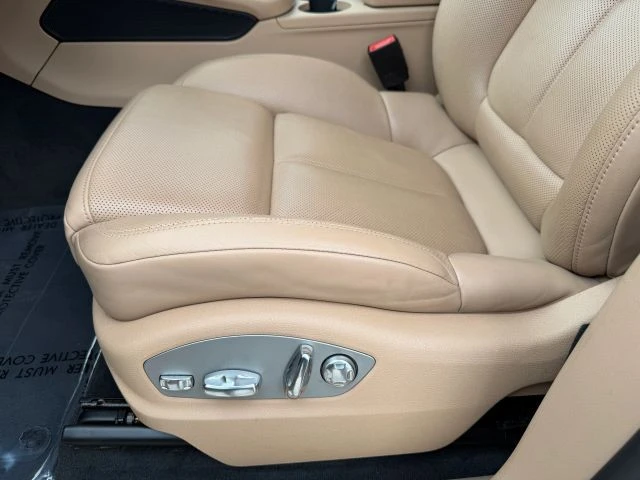 2023 Porsche Macan - Image 21 of 21