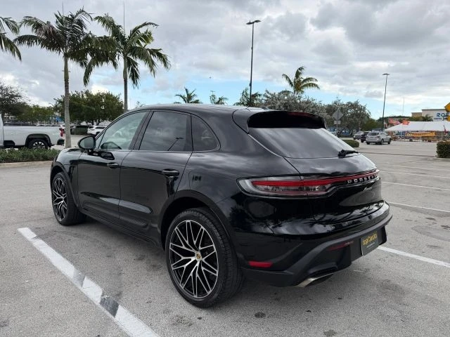 2023 Porsche Macan - Image 5 of 21