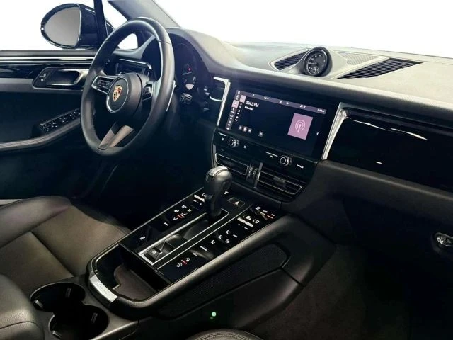 2023 Porsche Macan - Image 21 of 21