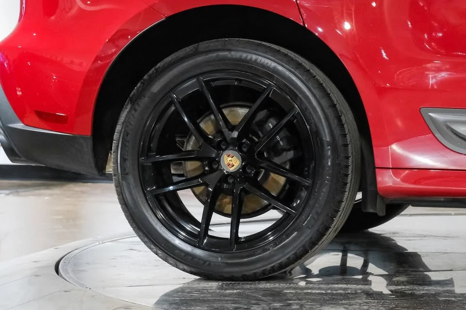 2023 Porsche Macan T - Image 4 of 20
