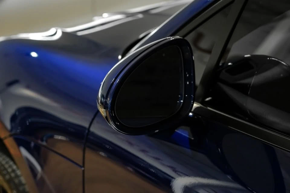 2023 Porsche Macan T - Image 11 of 20