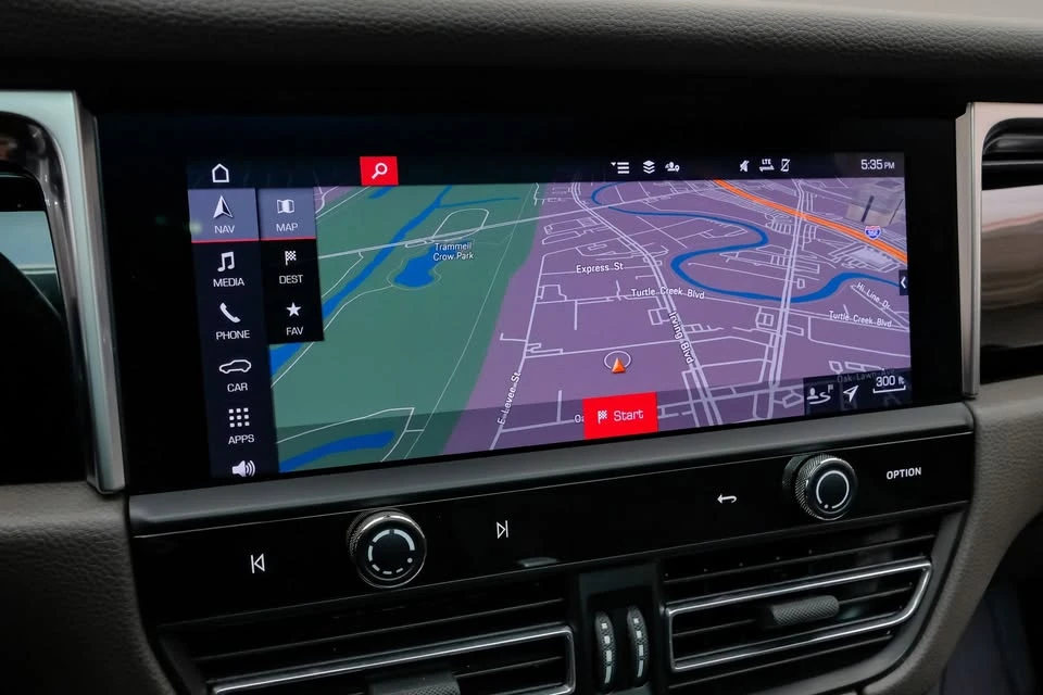 2023 Porsche Macan T - Image 10 of 20