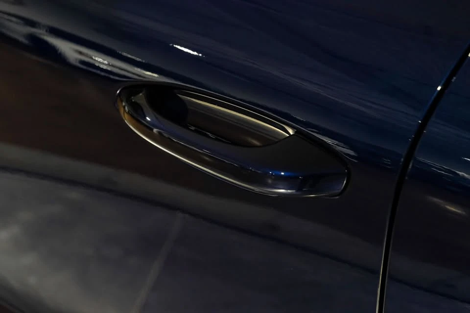 2023 Porsche Macan T - Image 16 of 20